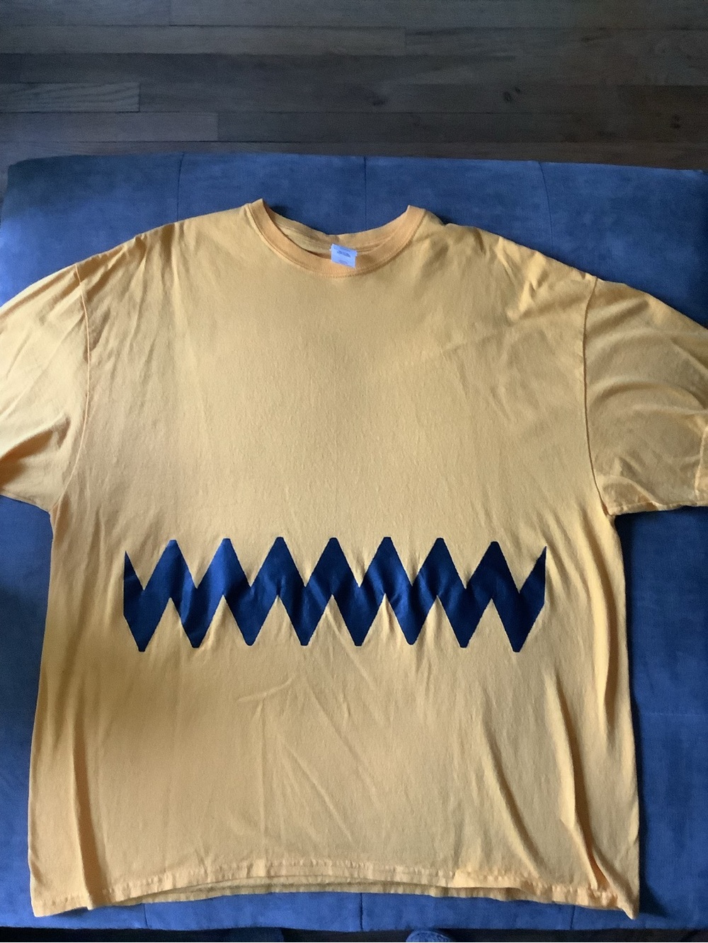Gildan Yellow Short Sleeve Tee with Navy Zigzag Graphic